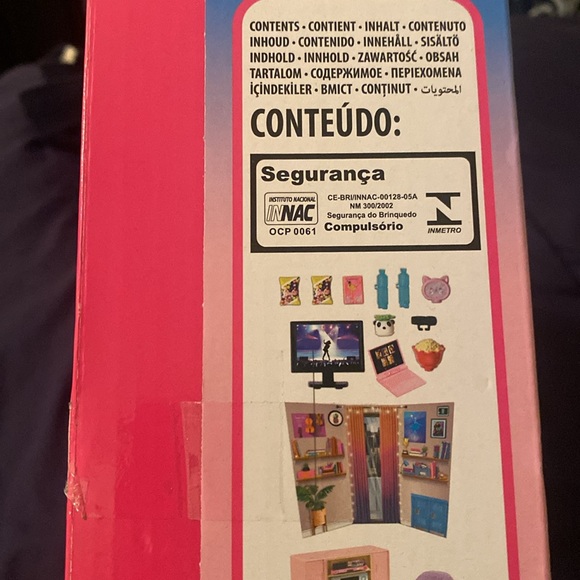 NEW- Barbie -Big City, Big Dreams Dorm Room For 3 to 7 Year Old - Picture 6 of 9